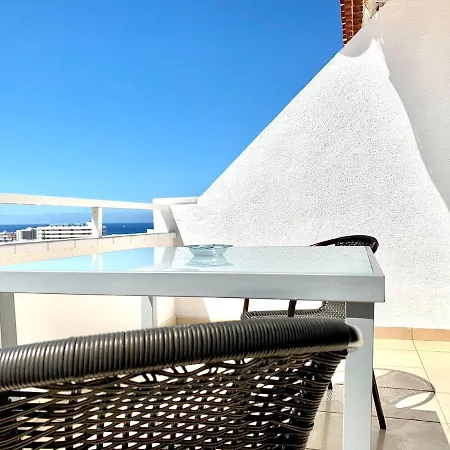 アパート Studio Well Connected Ocean,freewifi,pool,beach At Playa De Las Americas In Tenerife Sur アデヘ