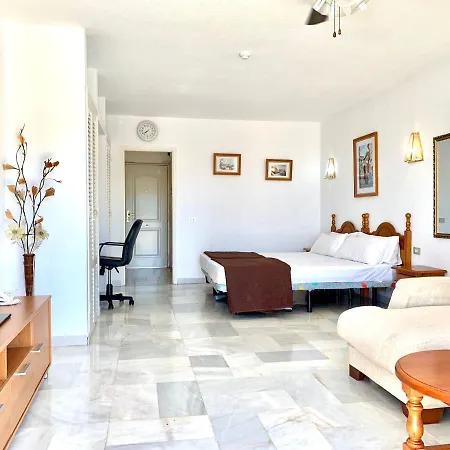 アパート Studio Well Connected Ocean,freewifi,pool,beach At Playa De Las Americas In Tenerife Sur *