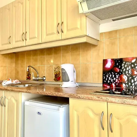 Studio Well Connected Ocean,freewifi,pool,beach At Playa De Las Americas In Tenerife Sur