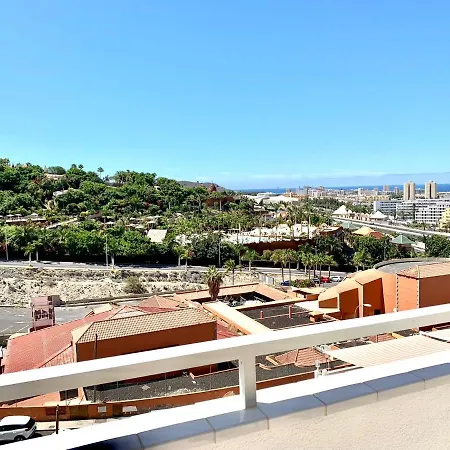 アパート Studio Well Connected Ocean,freewifi,pool,beach At Playa De Las Americas In Tenerife Sur