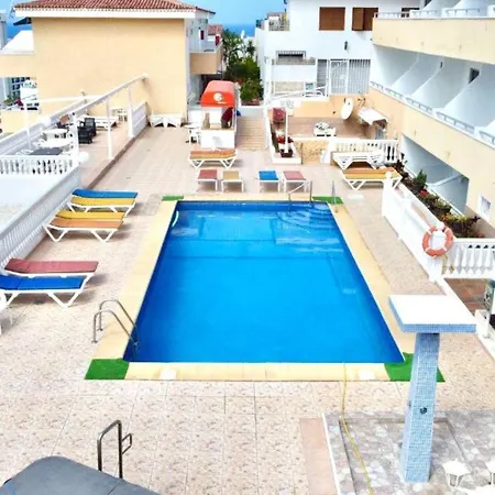 アパート Studio Well Connected Ocean,freewifi,pool,beach At Playa De Las Americas In Tenerife Sur *