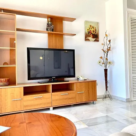 Studio Well Connected Ocean,freewifi,pool,beach At Playa De Las Americas In Tenerife Sur アパート アデヘ