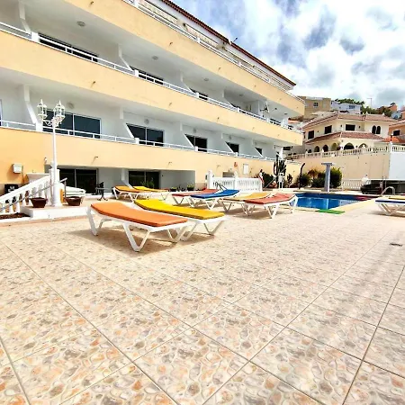 Studio Well Connected Ocean,freewifi,pool,beach At Playa De Las Americas In Tenerife Sur * アデヘ