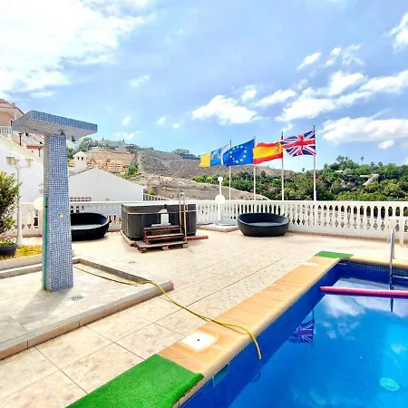 Studio Well Connected Ocean,freewifi,pool,beach At Playa De Las Americas In Tenerife Sur アパート アデヘ